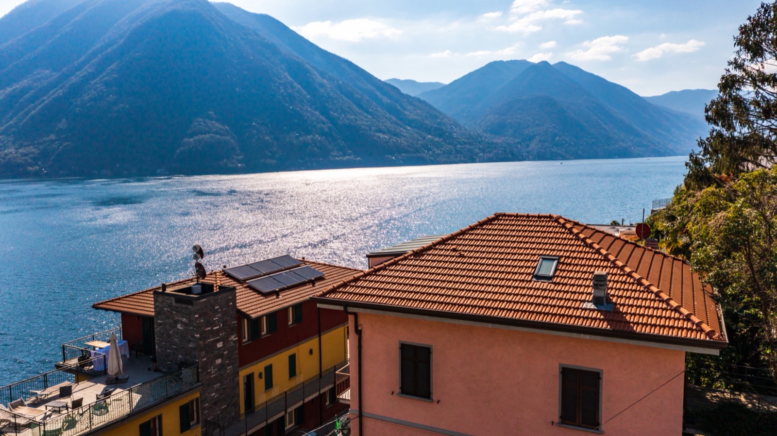 Appartamento ristrutturato a 70 m dal lago con giardino — 25